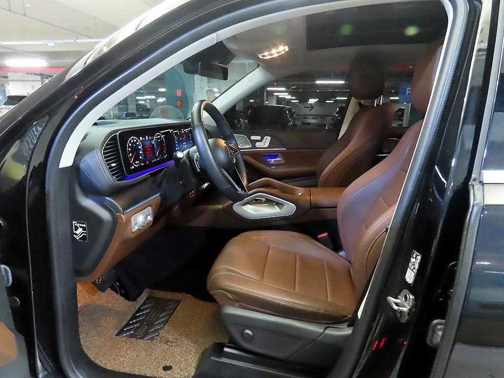 벤츠 GLE 클래스 GLE 클래스 W167 GLE 300d 4MATIC 이미지 6