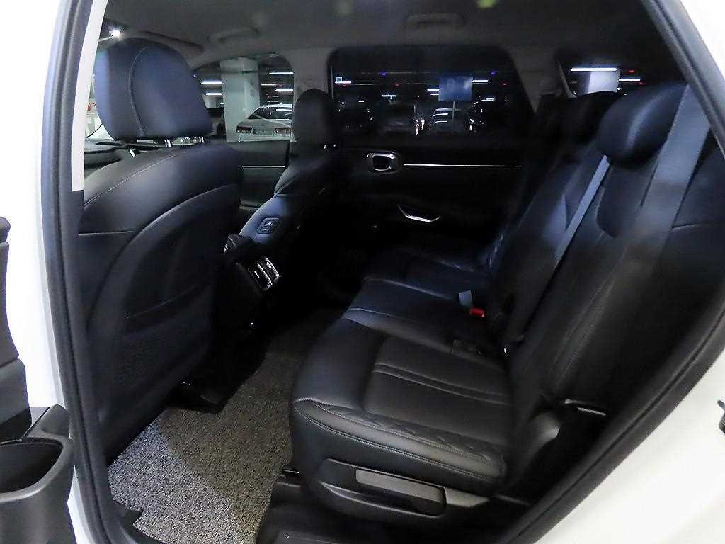 기아 쏘렌토 쏘렌토 4세대(MQ4) 가솔린 2.5T 2WD 그래비티 이미지 7