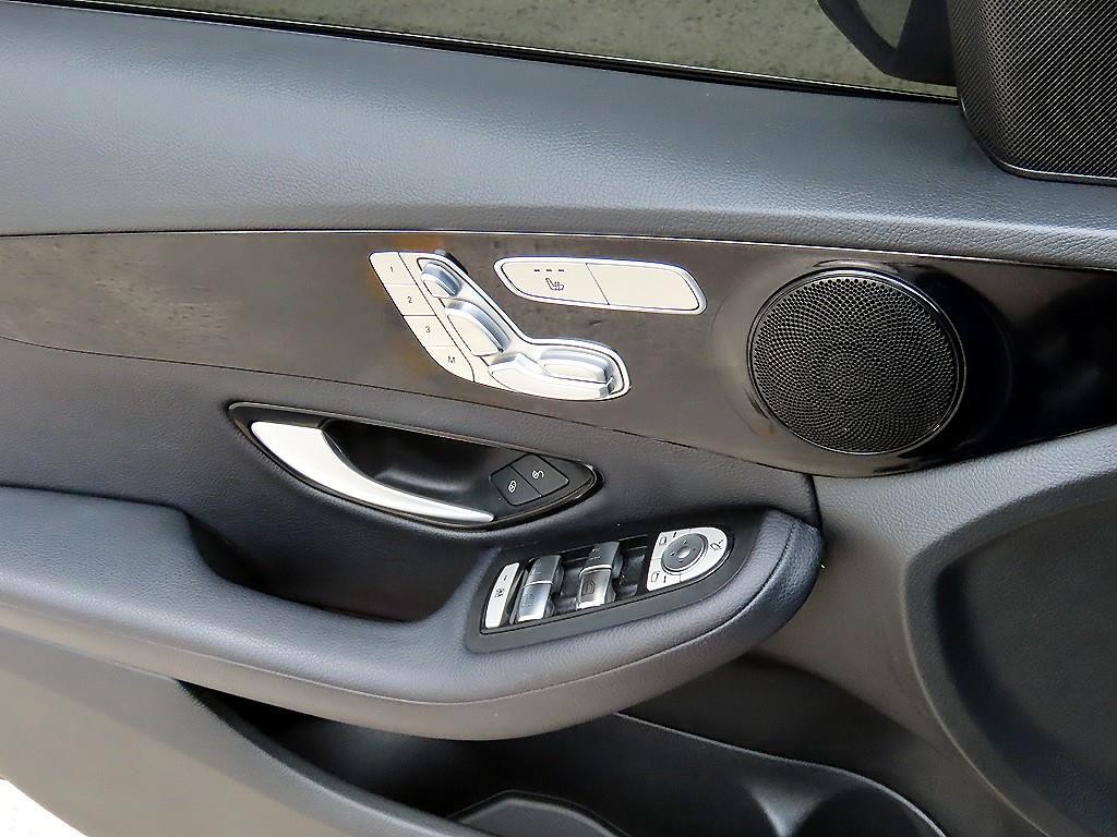 벤츠 C 클래스 C클래스 W205 C200 d 이미지 11