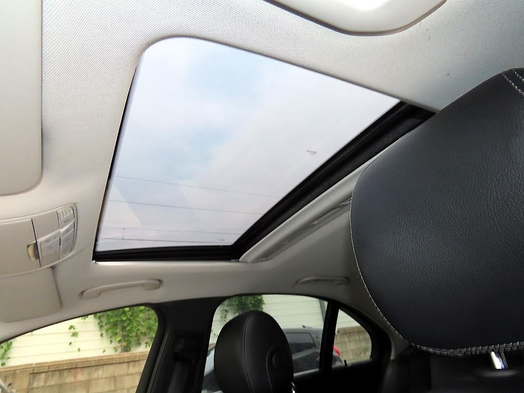 벤츠 C 클래스 C클래스 W205 C200 d 이미지 17