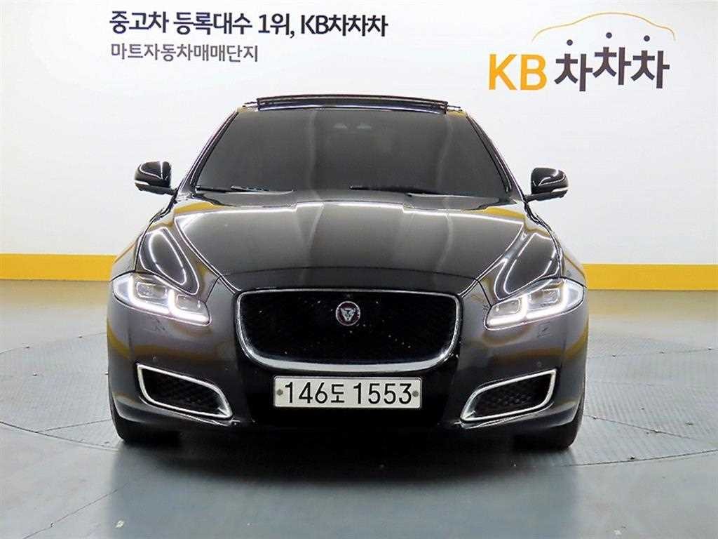 재규어 XJ XJ (X351) 3.0D 프리미엄 럭셔리 LWB 이미지 1
