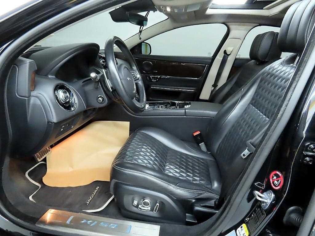 재규어 XJ XJ (X351) 3.0D 프리미엄 럭셔리 LWB 이미지 5