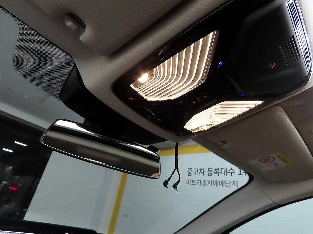 BMW 5시리즈 5시리즈 (G30) 520i 럭셔리 이미지 16