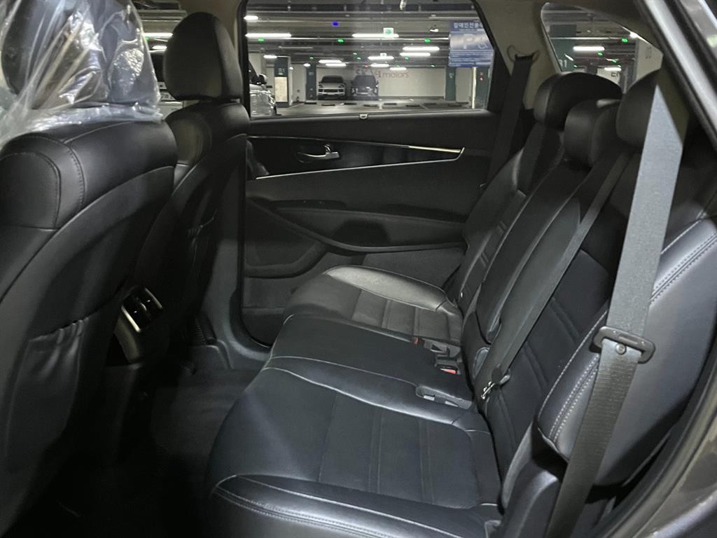 기아 쏘렌토 더 뉴 쏘렌토 디젤 2.2 4WD 노블레스 이미지 8