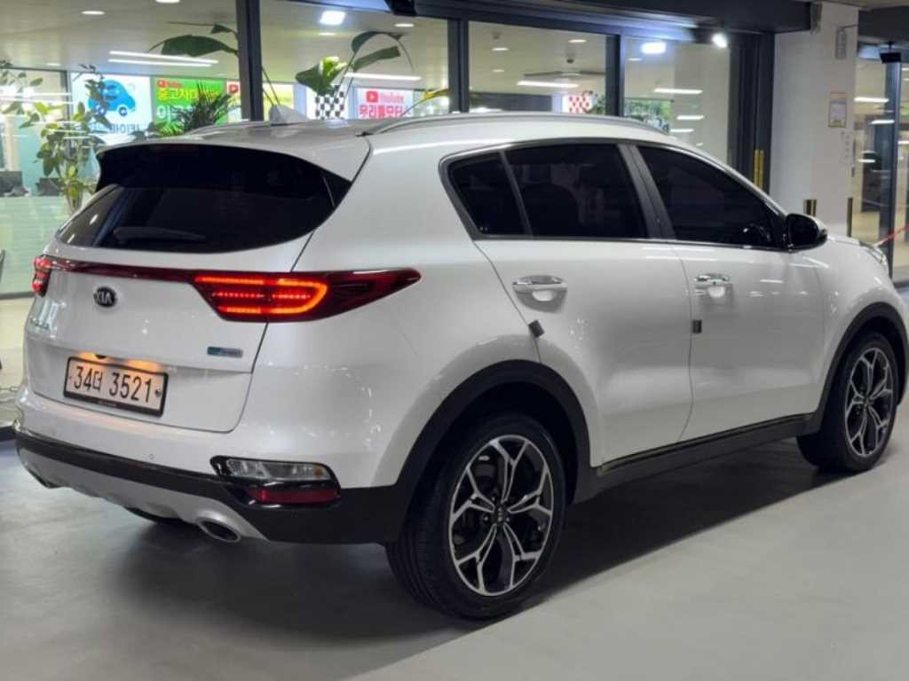 기아 스포티지 스포티지 더 볼드 2.0 디젤 2WD 프레스티지 이미지 3