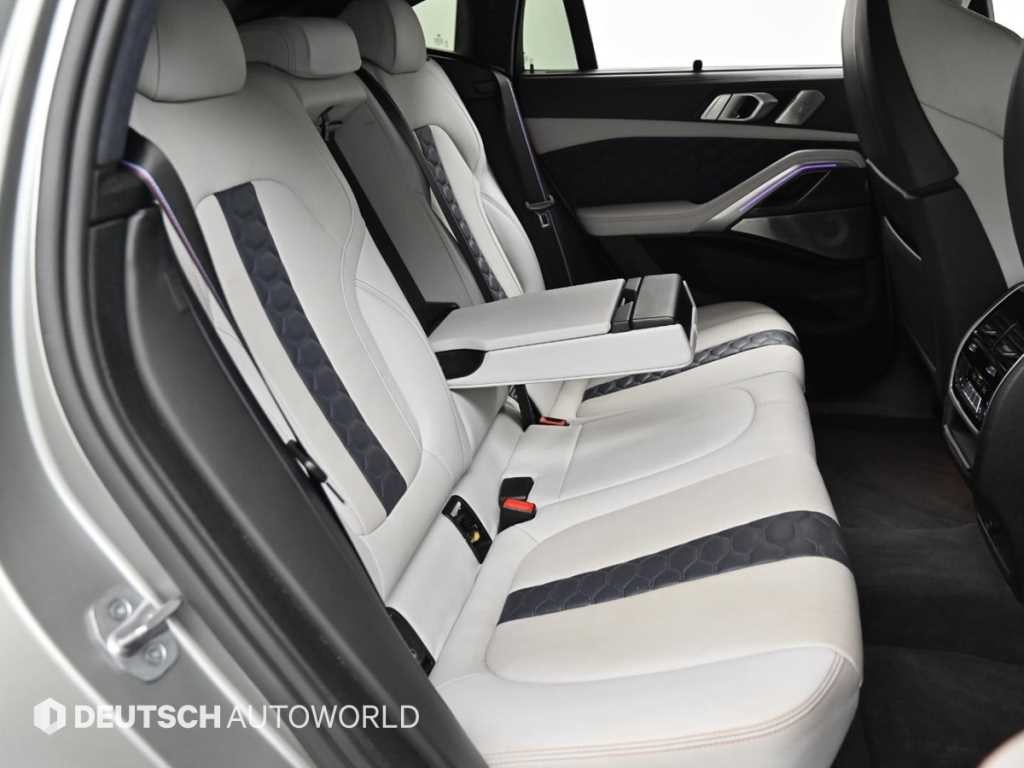 BMW X6M X6M (F96) 4.4 컴페티션 퍼스트 에디션 이미지 12