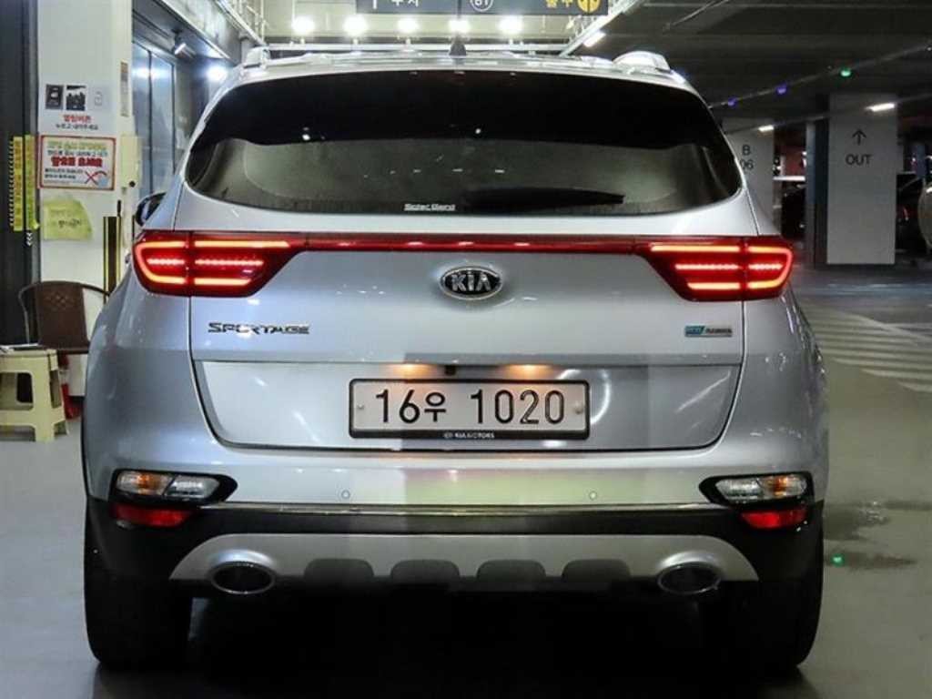기아 스포티지 스포티지 더 볼드 2.0 디젤 2WD 노블레스 이미지 5