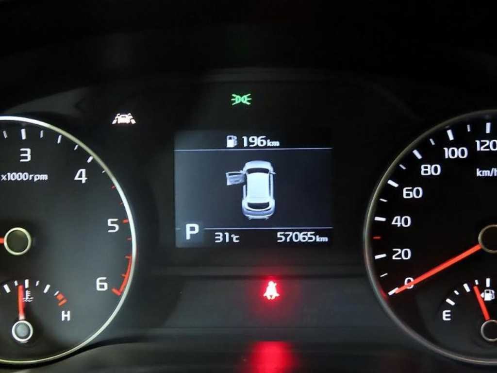 기아 스포티지 스포티지 더 볼드 2.0 디젤 2WD 노블레스 이미지 9