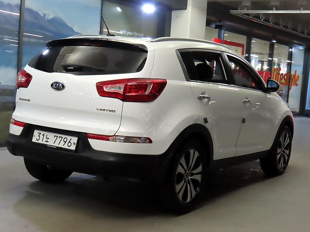 기아 스포티지 스포티지 R 2WD LIMITED 이미지 4