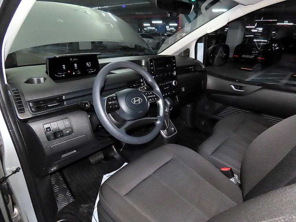 현대 스타리아 2WD 디젤 카고 스마트 3인승 이미지 10