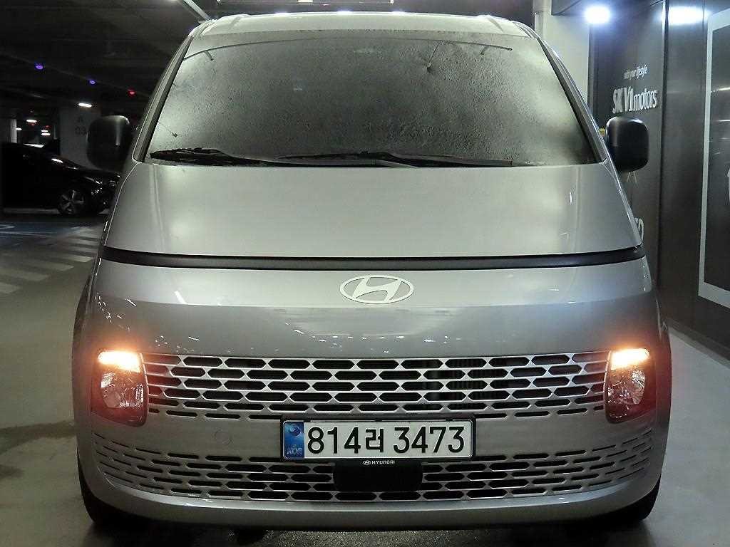 현대 스타리아 2WD 디젤 카고 스마트 3인승 이미지 2