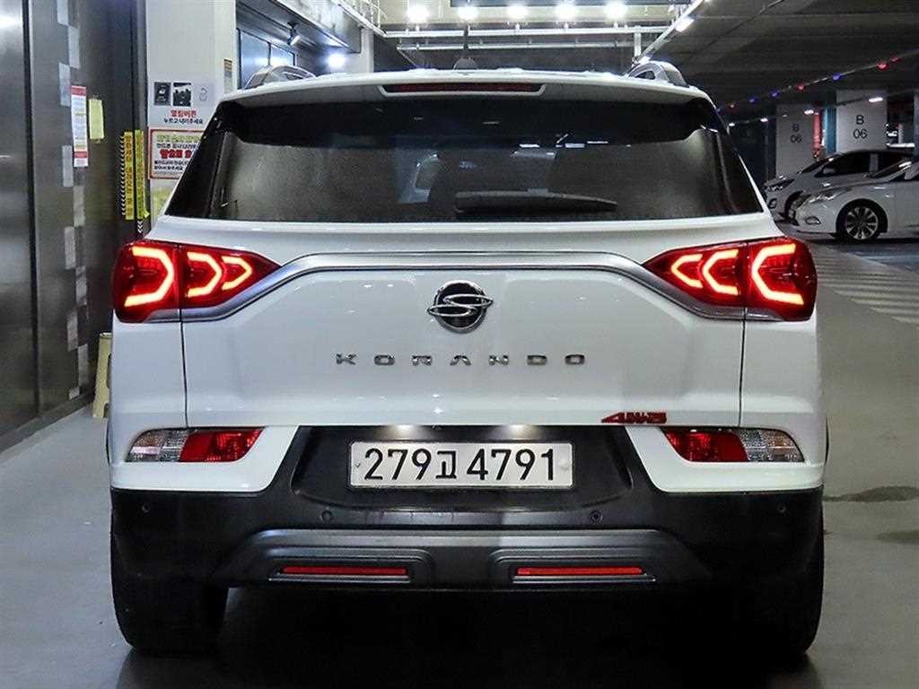 KG모빌리티(쌍용) 코란도 뷰티풀코란도 4WD 디젤 1.6 판타스틱 이미지 5