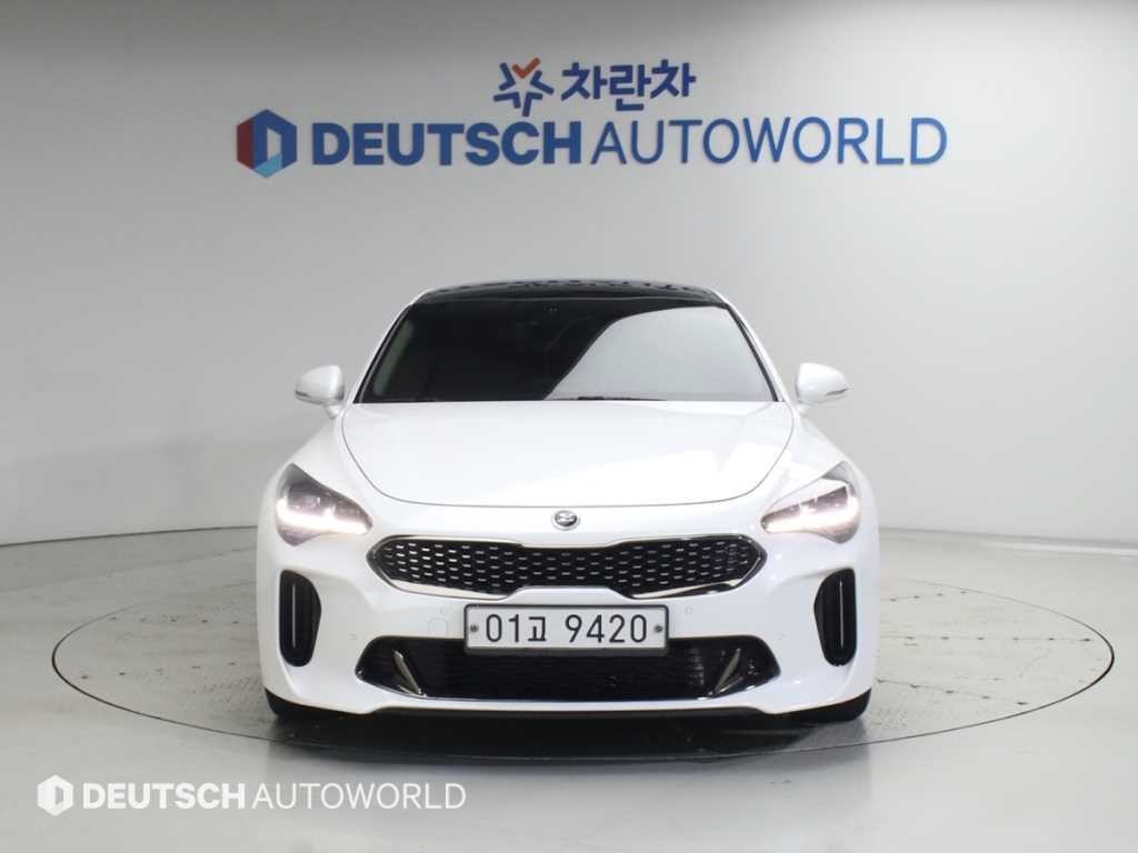 기아 스팅어 가솔린 2.0 터보 2WD 플래티넘 이미지 3
