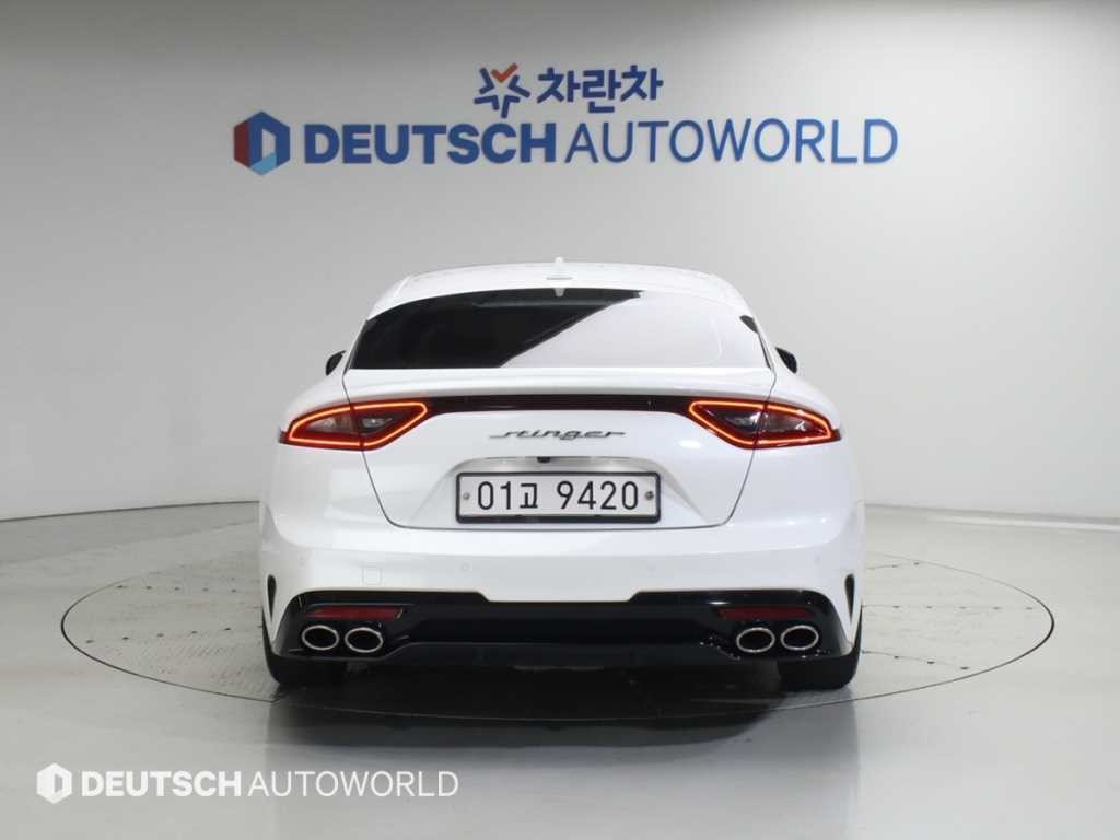 기아 스팅어 가솔린 2.0 터보 2WD 플래티넘 이미지 4