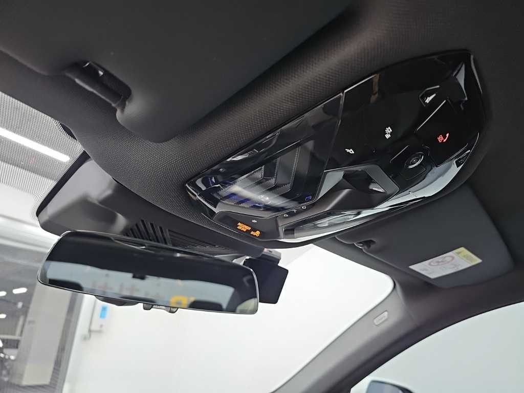 BMW 5시리즈 5시리즈 (G60) 530e M 스포츠 이미지 16