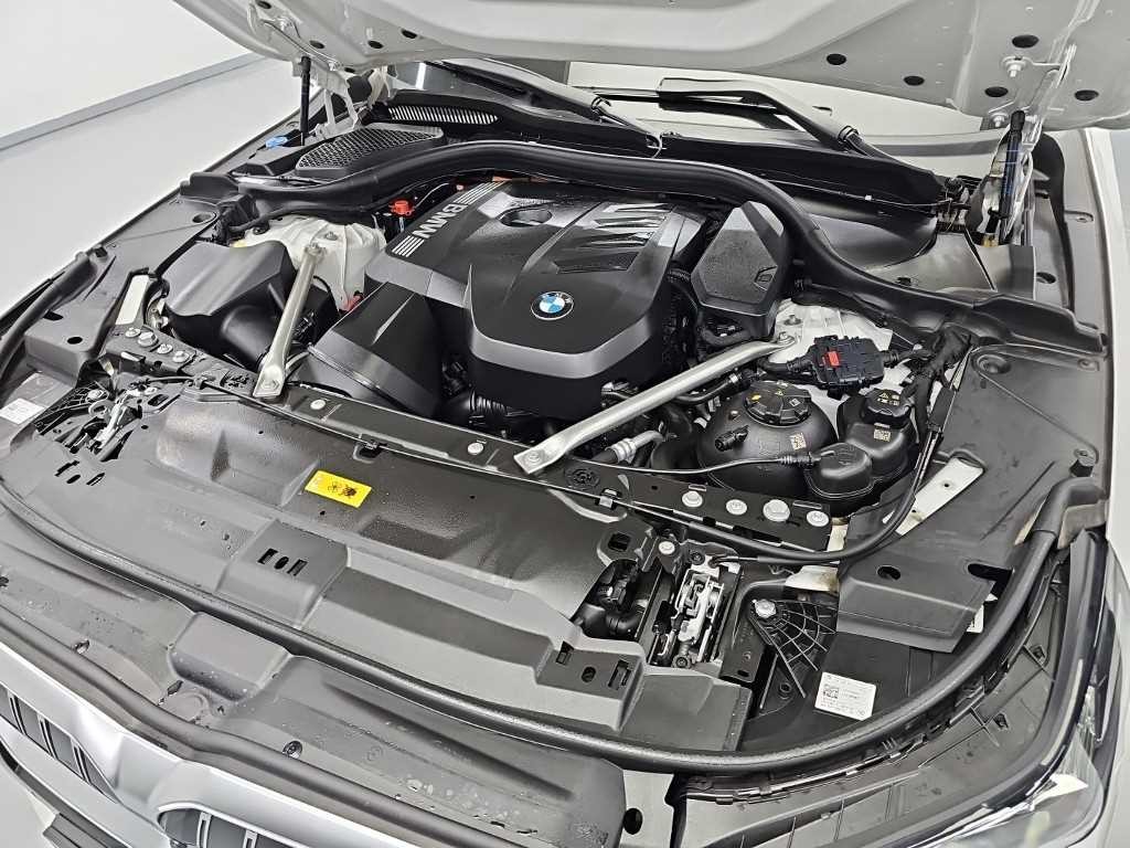 BMW 5시리즈 5시리즈 (G60) 530e M 스포츠 이미지 5