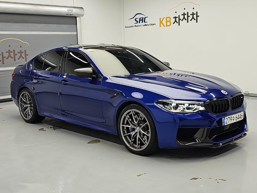 BMW 5시리즈 M5 (F90, F10) M5 세단 이미지 4