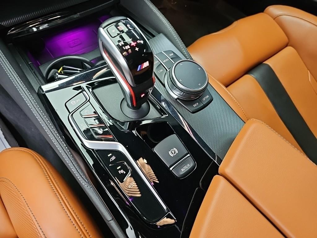 BMW 5시리즈 M5 (F90, F10) M5 세단 이미지 8