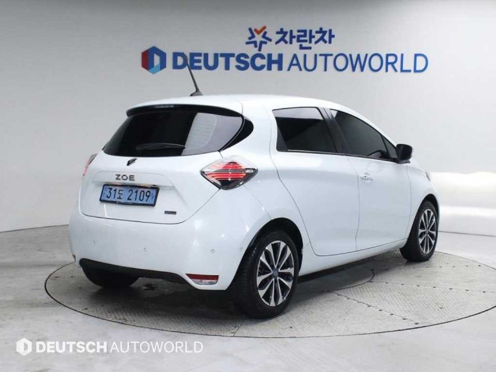 르노 조에 에코 이미지 2