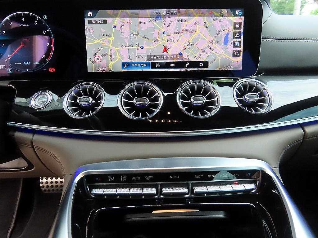 벤츠 AMG GT 4도어 43 4MATIC+ 이미지 13