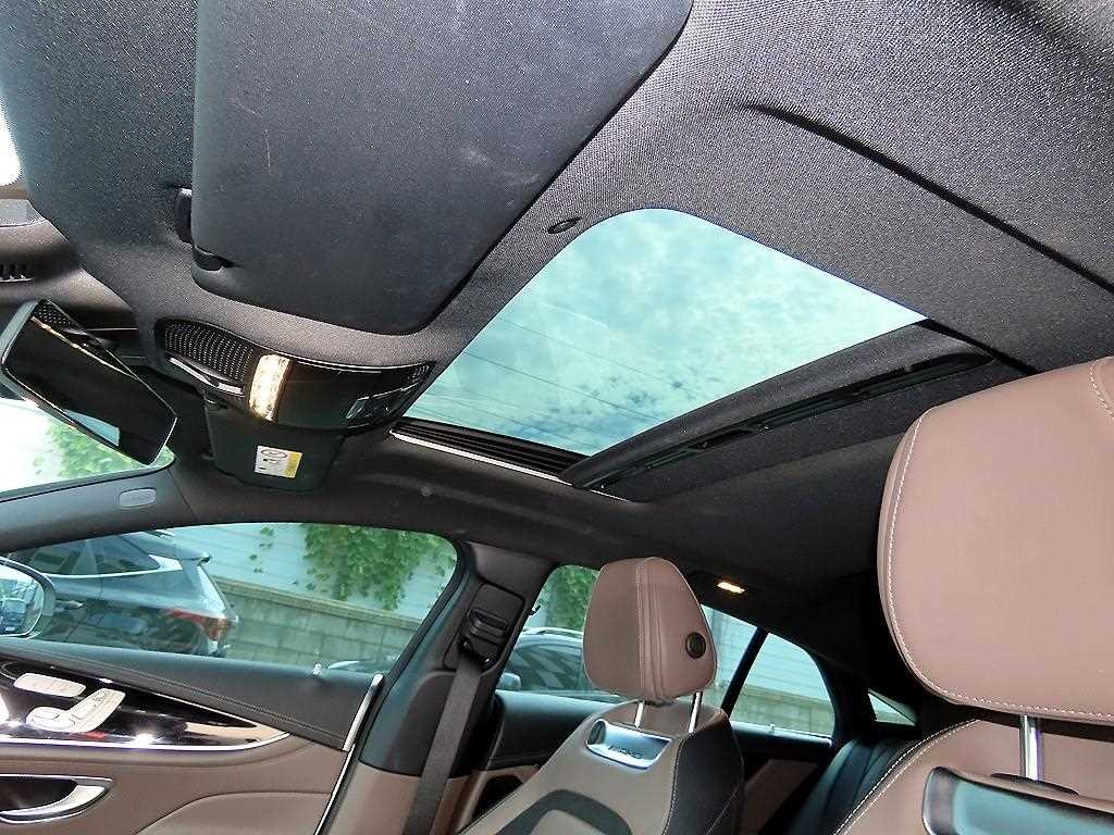 벤츠 AMG GT 4도어 43 4MATIC+ 이미지 15