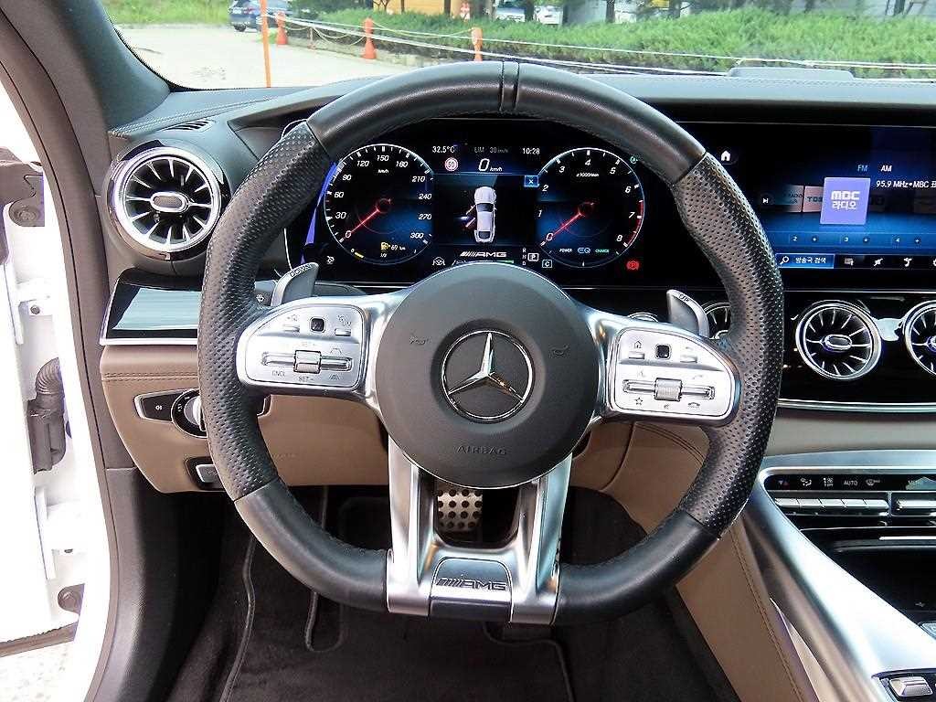 벤츠 AMG GT 4도어 43 4MATIC+ 이미지 8