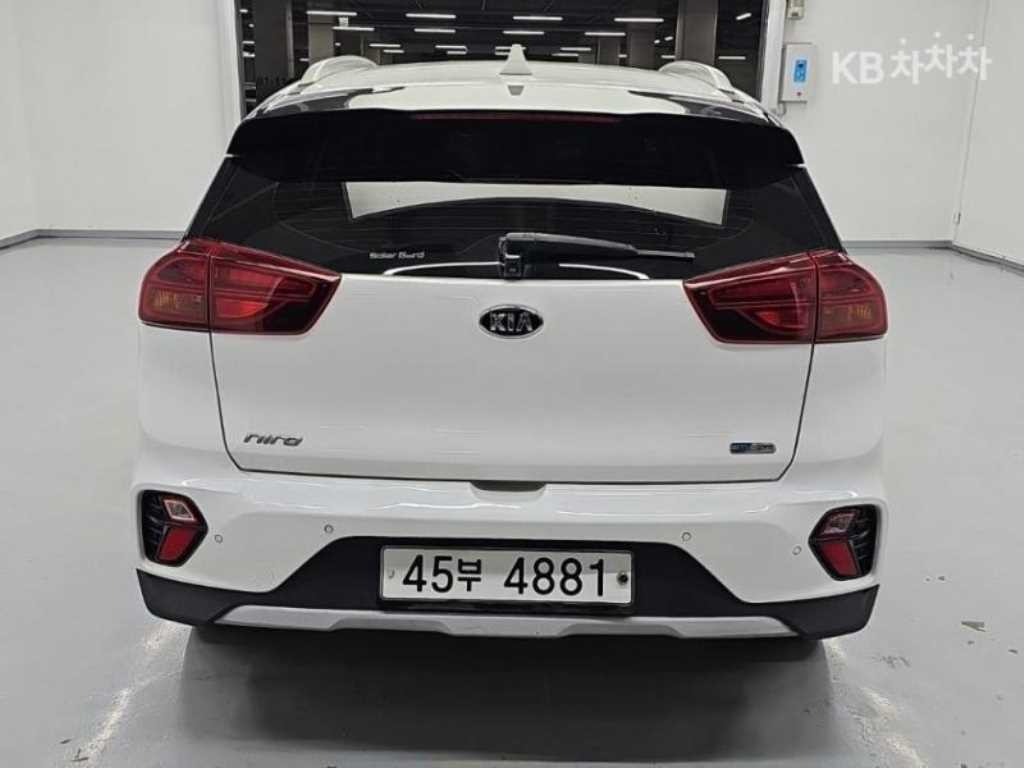 기아 니로 더 뉴 니로 1.6 HEV 노블레스 스페셜 이미지 3