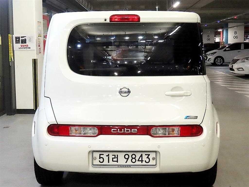 닛산 큐브 1.8 SL 이미지 5