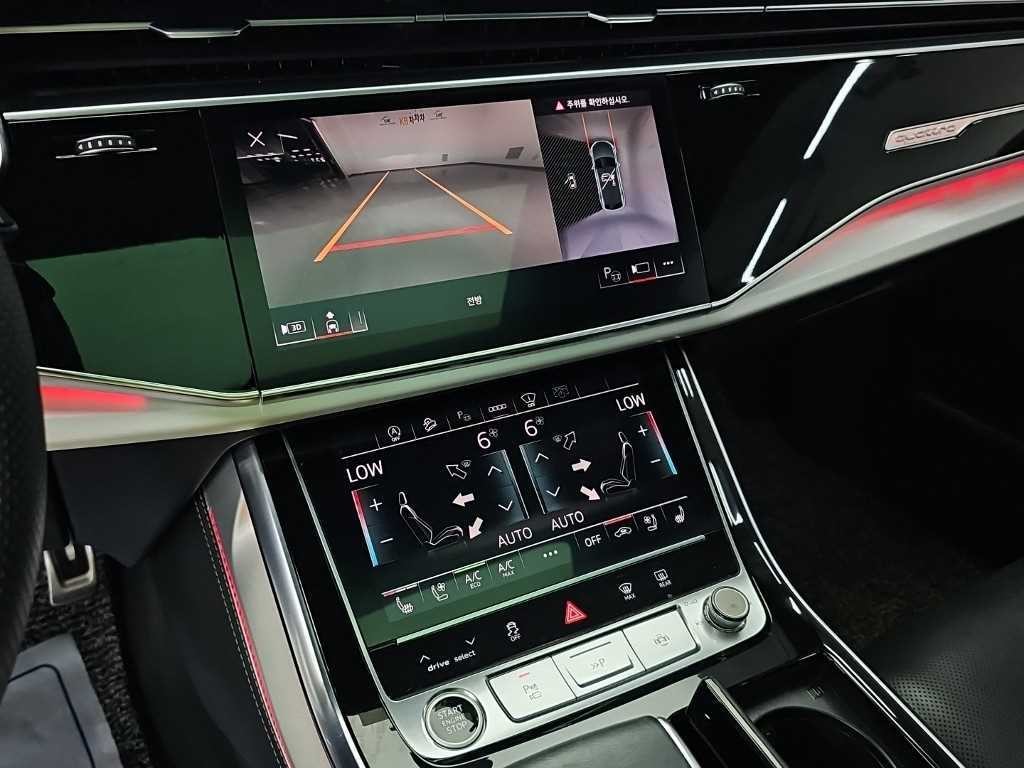 아우디 Q8 55 TFSI 콰트로 프리미엄 이미지 10