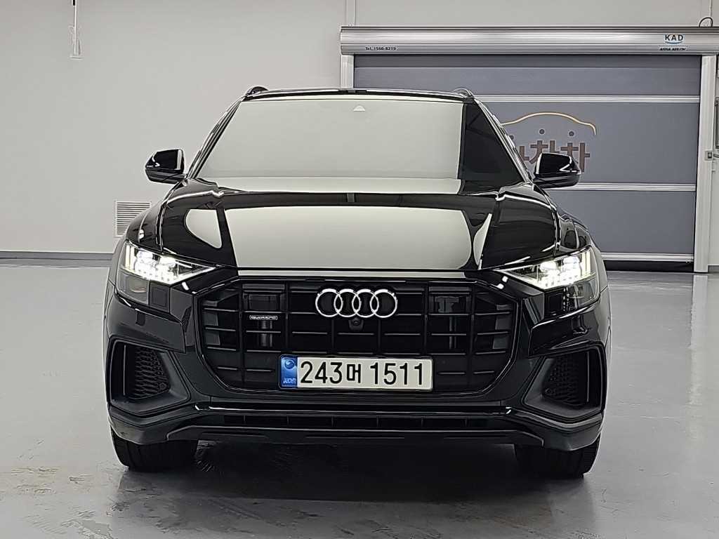아우디 Q8 55 TFSI 콰트로 프리미엄 이미지 2