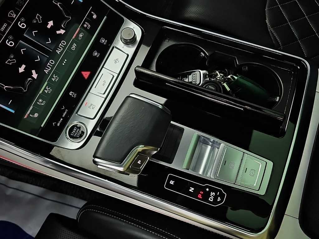 아우디 Q8 55 TFSI 콰트로 프리미엄 이미지 8
