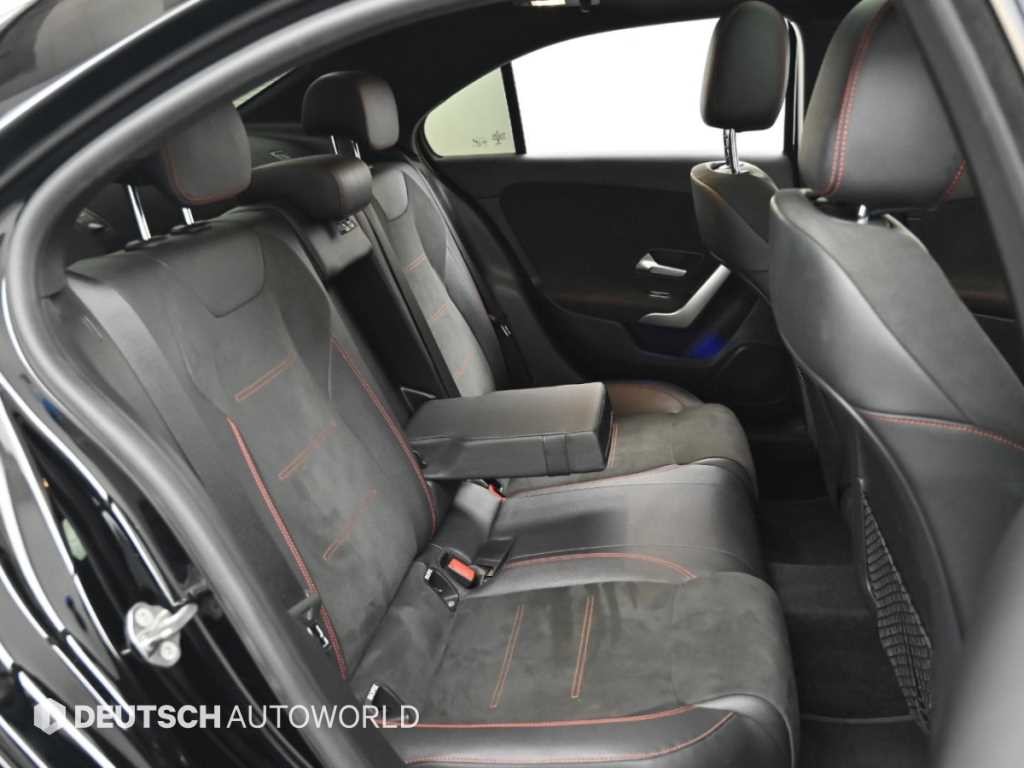 벤츠 A 클래스 A클래스 W177 A250 4MATIC 세단 이미지 12
