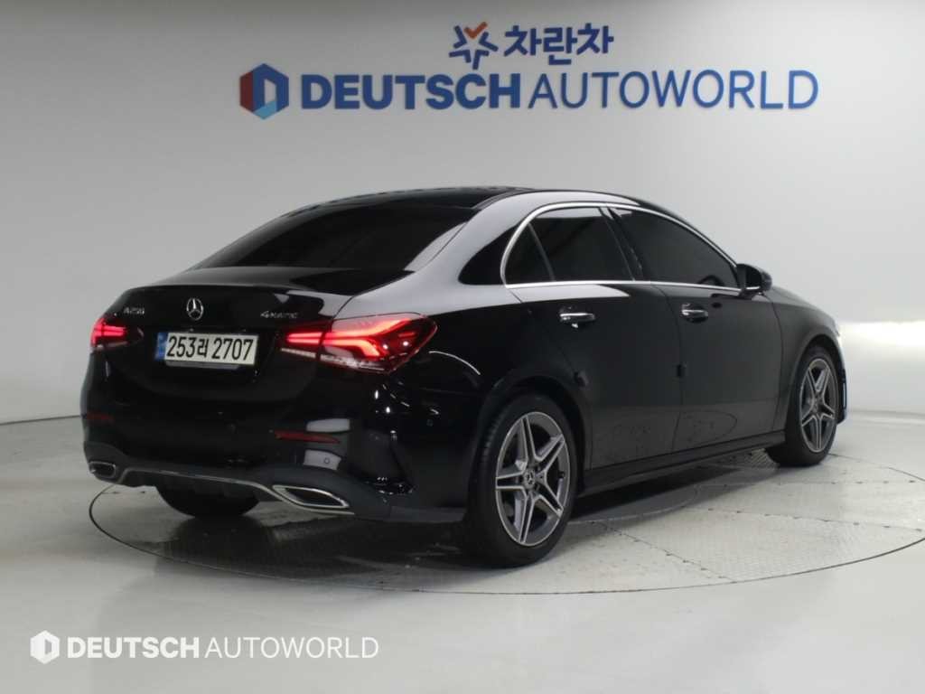 벤츠 A 클래스 A클래스 W177 A250 4MATIC 세단 이미지 2