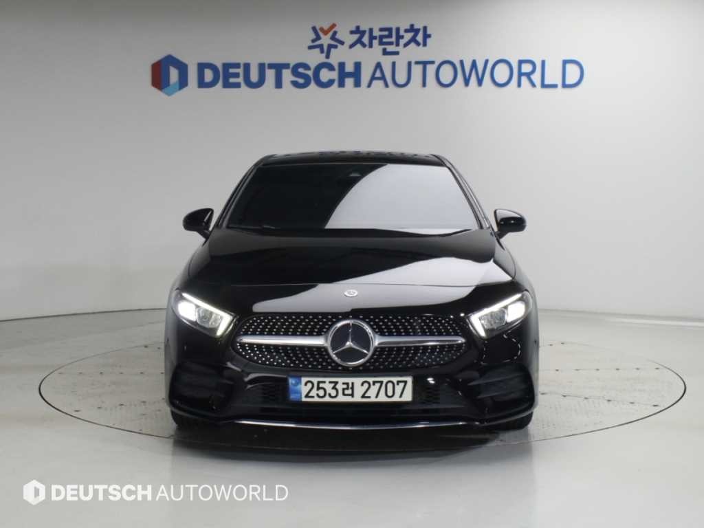 벤츠 A 클래스 A클래스 W177 A250 4MATIC 세단 이미지 3