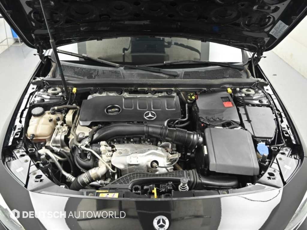 벤츠 A 클래스 A클래스 W177 A250 4MATIC 세단 이미지 6