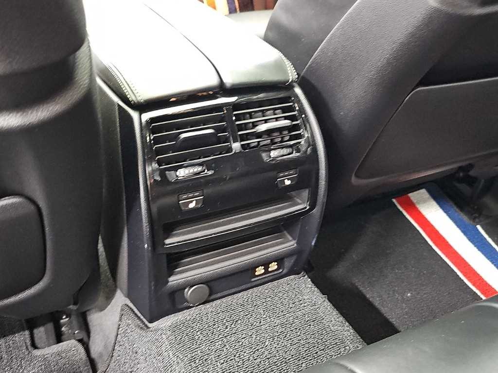 BMW 5시리즈 5시리즈 (G30) 523d xDrive M 스포츠 이미지 13