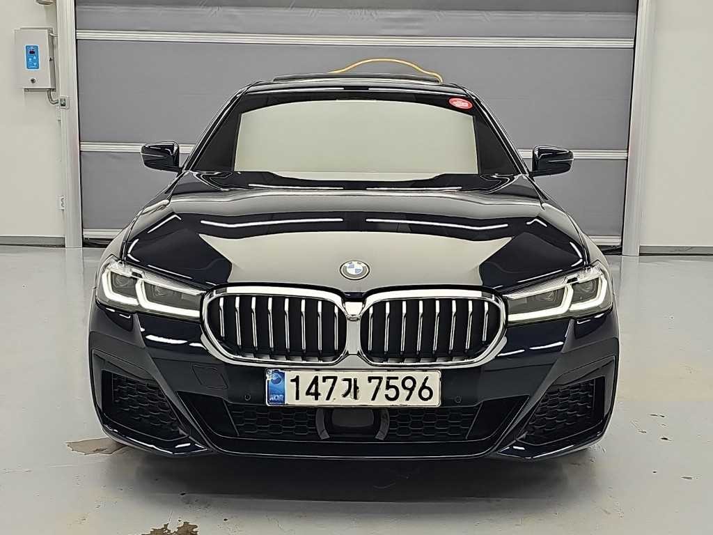 BMW 5시리즈 5시리즈 (G30) 523d xDrive M 스포츠 이미지 2
