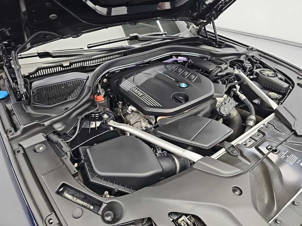 BMW 5시리즈 5시리즈 (G30) 523d xDrive M 스포츠 이미지 5