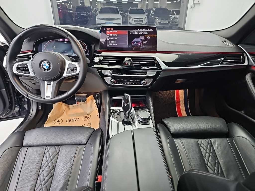 BMW 5시리즈 5시리즈 (G30) 523d xDrive M 스포츠 이미지 7