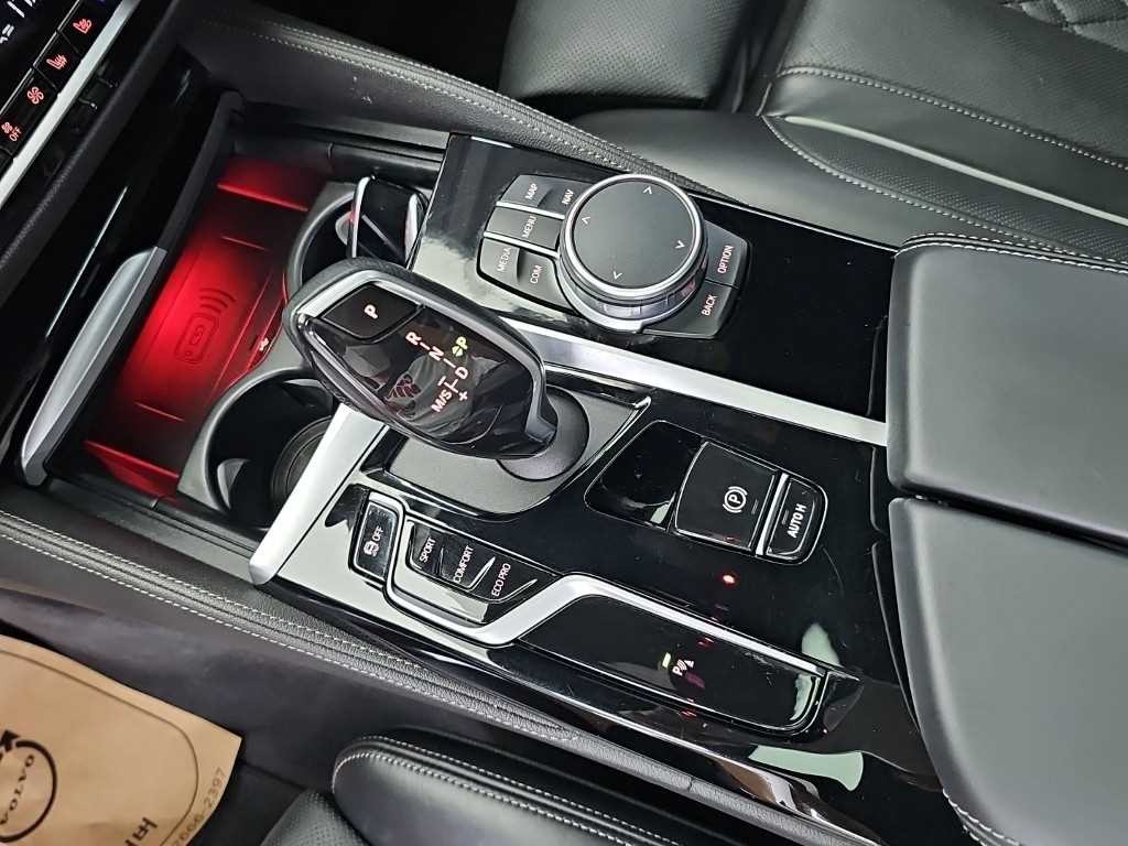 BMW 5시리즈 5시리즈 (G30) 523d xDrive M 스포츠 이미지 8