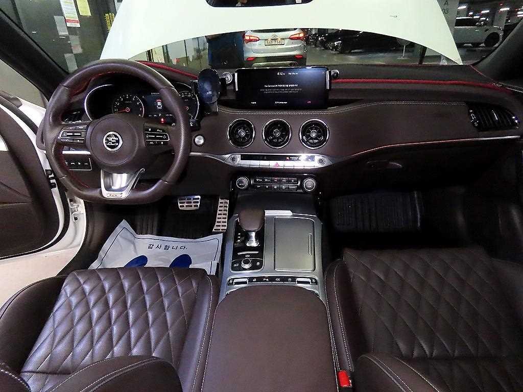 기아 스팅어 스팅어 마이스터 AWD 3.3 GT 마스터즈 터보 패키지 이미지 10