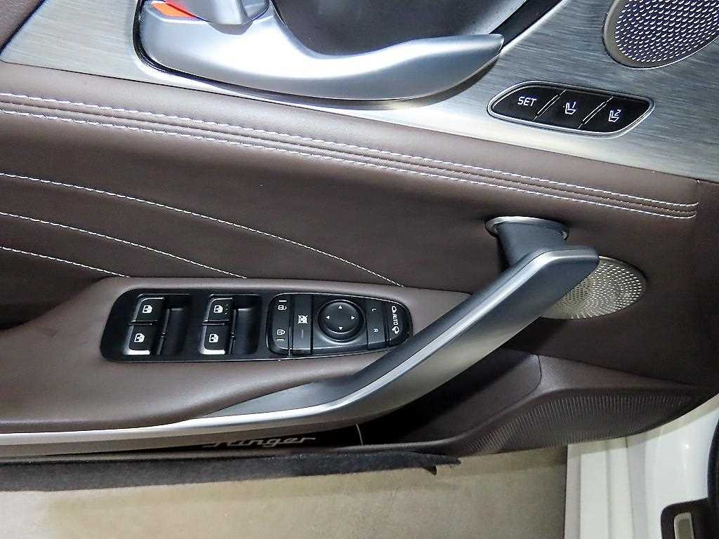 기아 스팅어 스팅어 마이스터 AWD 3.3 GT 마스터즈 터보 패키지 이미지 13