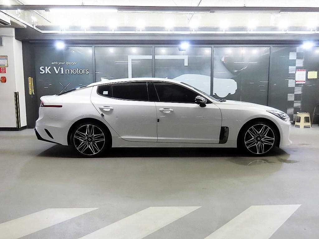 기아 스팅어 스팅어 마이스터 AWD 3.3 GT 마스터즈 터보 패키지 이미지 3