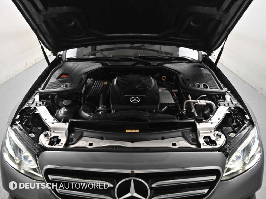 벤츠 E 클래스 E-클래스 W213 E300 아방가르드 이미지 6