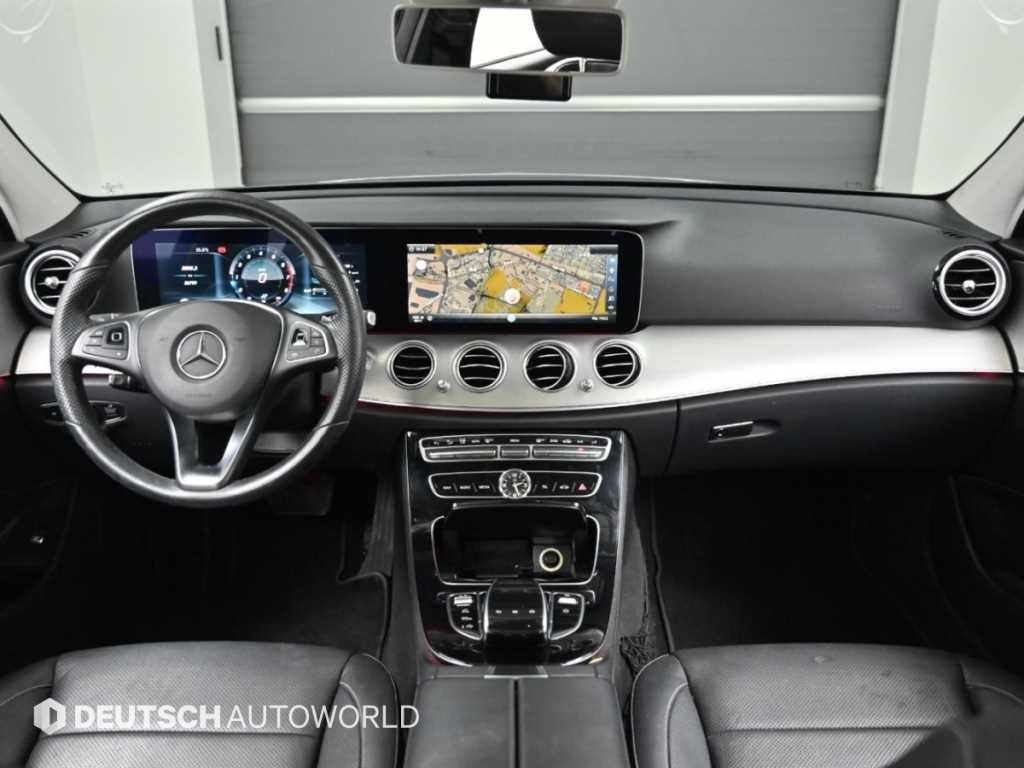 벤츠 E 클래스 E-클래스 W213 E300 아방가르드 이미지 7
