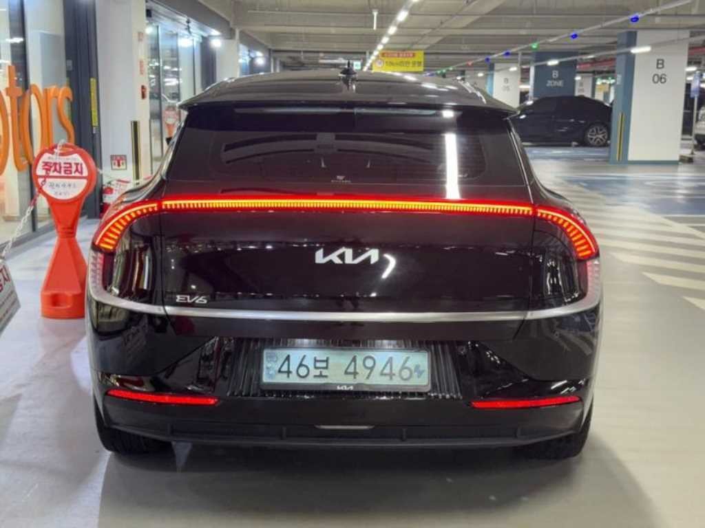 기아 EV6 롱레인지 어스 이미지 5