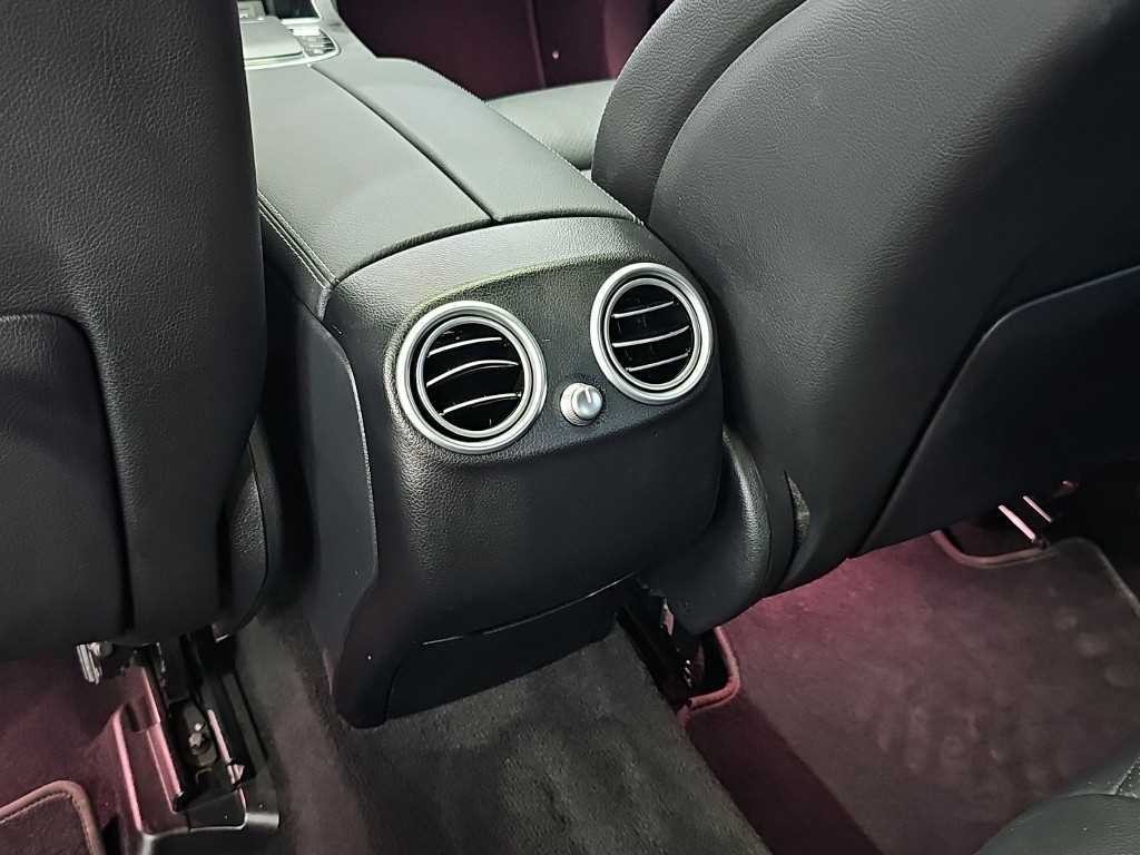 벤츠 GLC 클래스 GLC클래스 X253 GLC 300 4MATIC 쿠페 이미지 13