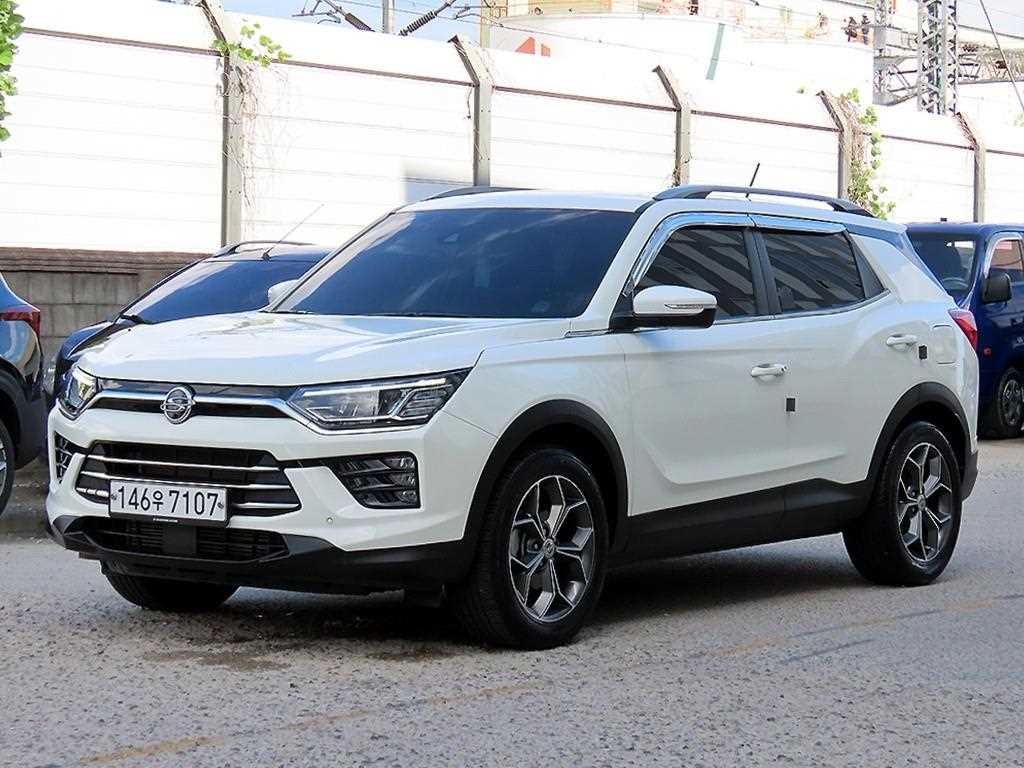 KG모빌리티(쌍용) 코란도 뷰티풀코란도 2WD 가솔린 1.5 C5 플러스 이미지 2