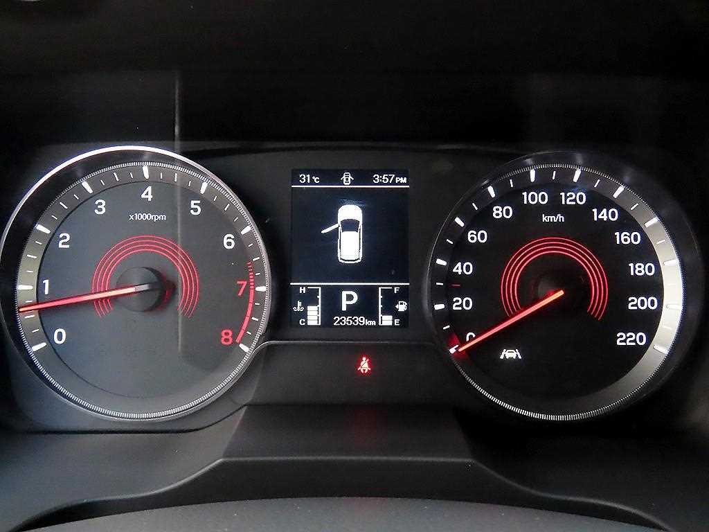KG모빌리티(쌍용) 코란도 뷰티풀코란도 2WD 가솔린 1.5 C5 플러스 이미지 9