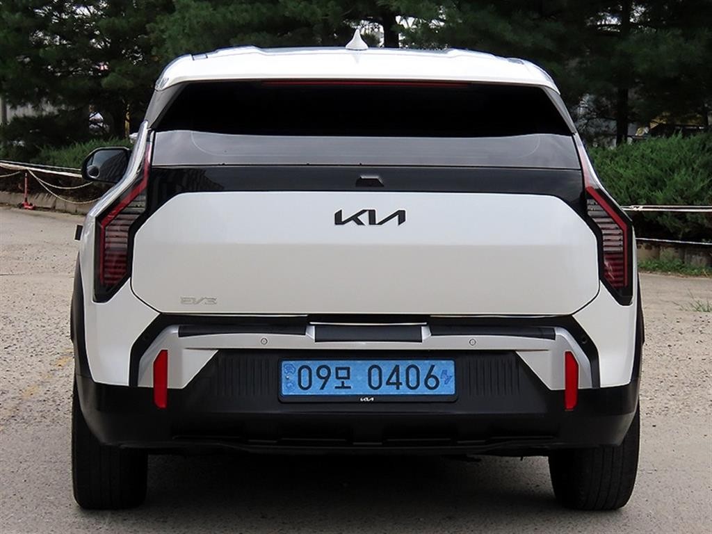 기아 EV3 롱레인지 2WD 에어 이미지 4